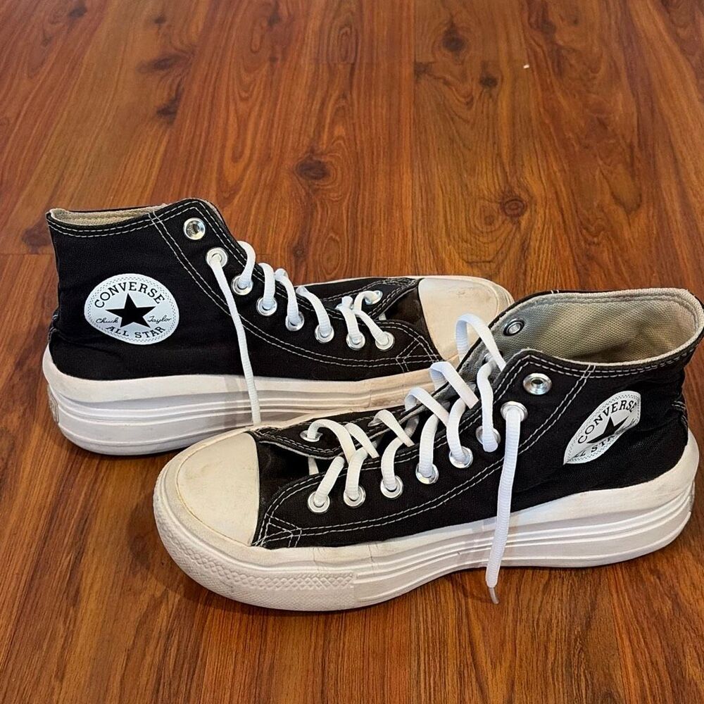 Converse Chuck Taylor high tops, black white, thick sole Size 7.5